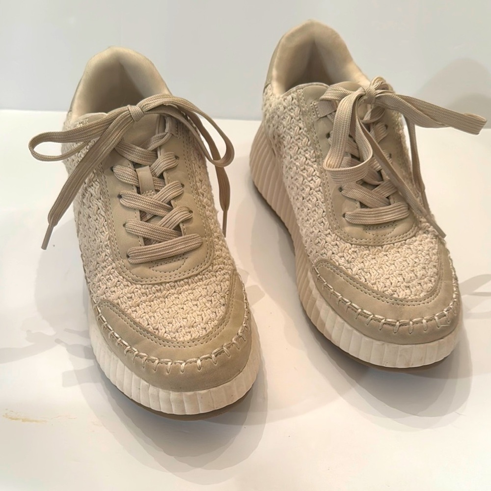 Dolce Vita Fay Natural Crochet Design Platform Style Sneakers Women's Size 8.5